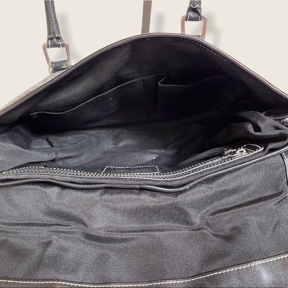 Coach Signature C Flap-over Soho Buckle Satchel - Picture 3 of 9